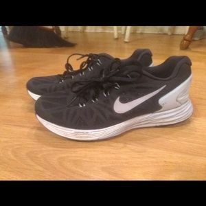 Nike Women's Size 7.5